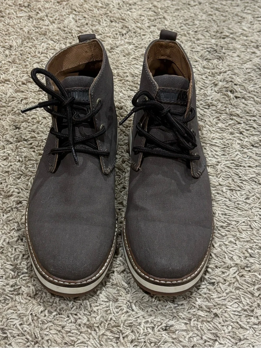 Kodiak Men's Chukka Boots in Dark Gray and Black